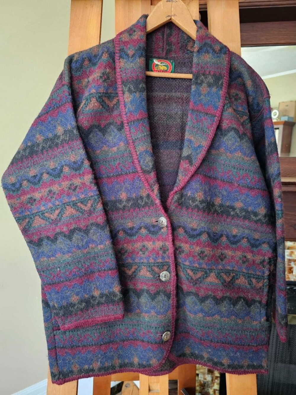 Women's XL vintage 90's Grannie Core Alps 100% wool sweater great condition
